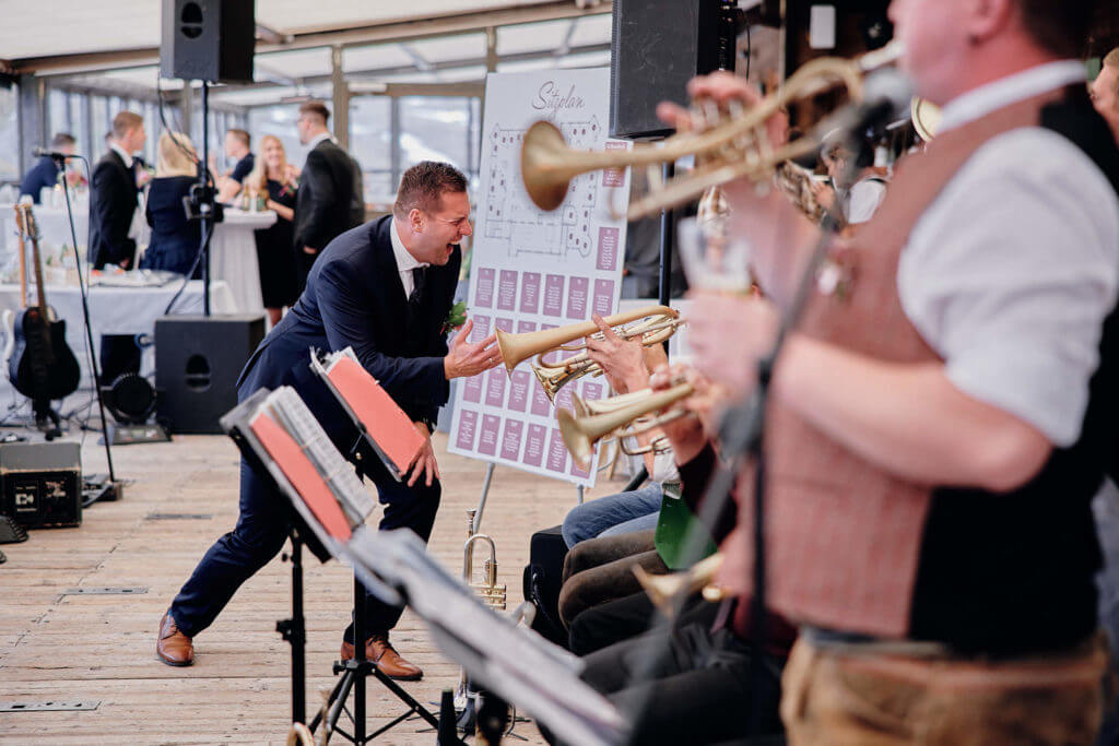 Hochzeitsparty auf der Panorama Alm